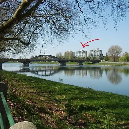 Piestany, Slnecny Byt Blizko Centra דירה *